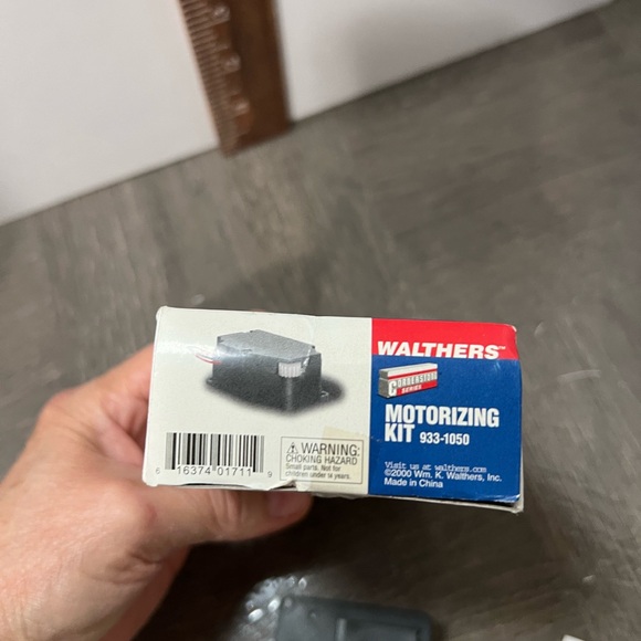 ARDUINO UNO WiFi REV2/WALTHERS Model Motorizing Kit Dc Motor/Blackhawk Speaker - Picture 15 of 15